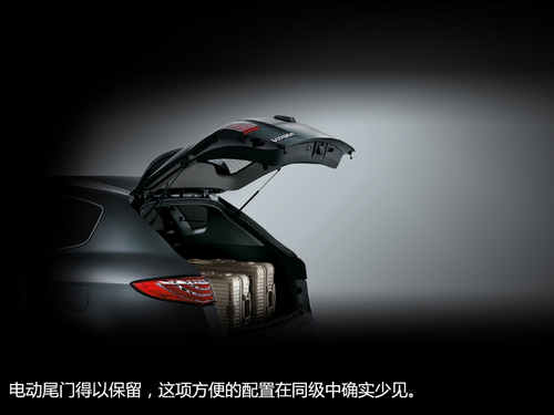 內(nèi)飾更具科技感 新款納智捷大7 SUV發(fā)布