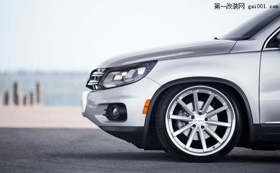 SUV也玩低趴? 大眾途觀改裝另類低趴風(fēng)格(5)