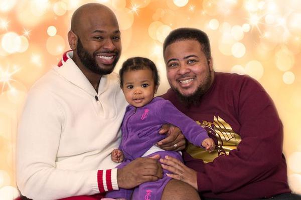 變性男子生下女兒 因乳房切除之前禁服雄性激素才懷孕(組圖)