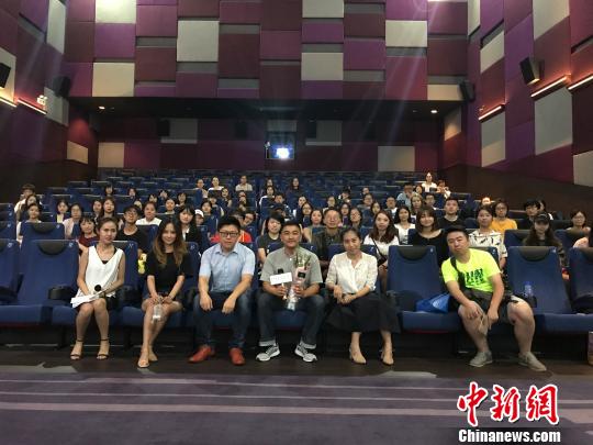 《二十二》成都路演導(dǎo)演郭柯承諾將票房全部捐贈