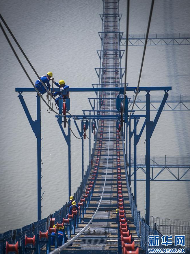 �����ڸ߿��м��O(sh��)���|��6��10�Քz����