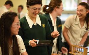 浙江26人入選奧賽集訓(xùn)隊(duì) 學(xué)校為競賽生單獨(dú)編班