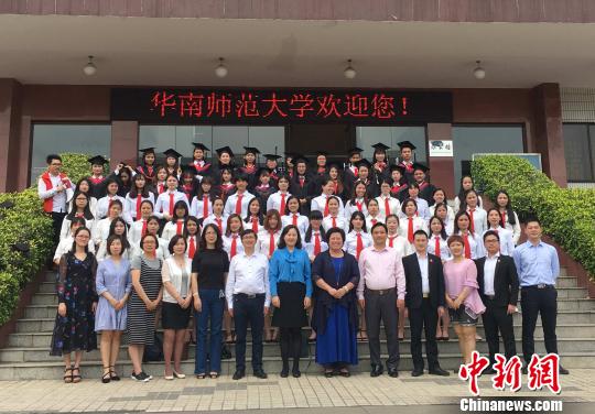 ������۽̡��A600��ؚ���W(xu��)�Ӹ�У�͘I(y��)��(m��ng)