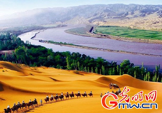 寧夏沙坡頭是國(guó)家級(jí)沙漠生態(tài)自然保護(hù)區(qū)