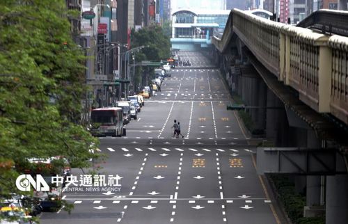 ���f��39̖�������؅^(q��)܊��(li��n)�Ϸ�������(x��)4��18���������_���е�7�h���e��������(x��)����(sh��)ʩ30��犡��_���������硱�n����Ƭ