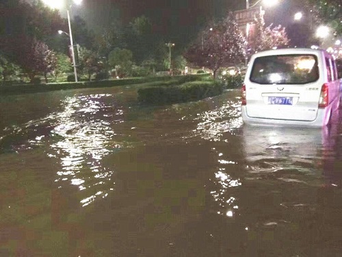 洛陽(yáng)遭遇大暴雨
