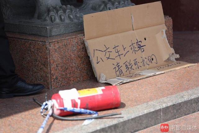 ���ڹ���܇���1��Ů�˿����� �����Д���v��