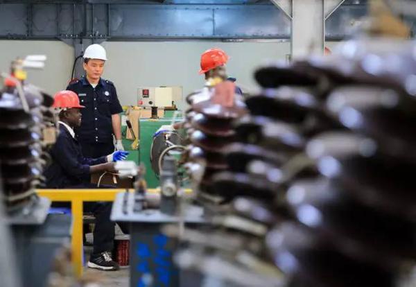 中國還是世界經(jīng)濟(jì)的“穩(wěn)定之錨”嗎?這個(gè)論壇給出答案