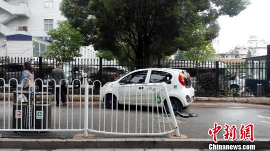 男子駕共享汽車肇事逃逸交警篩查10小時破案