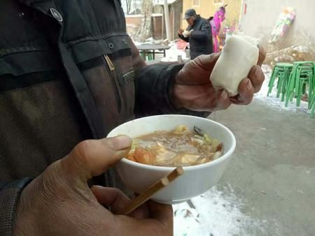 һ���һ���z�^�İ��º����Ά���