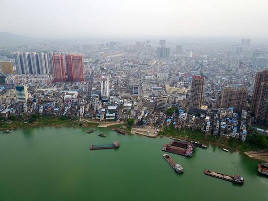 ӛ�ߺ��ĵďV���M�h�h�����ڵؙM���(zh��n)��4��13�Քz)�� ���A��ӛ�� ���A �z